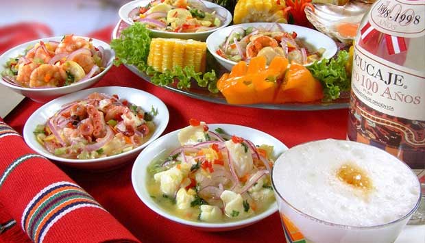 O prato peruano leva peixe marinado em suco de limão<br>