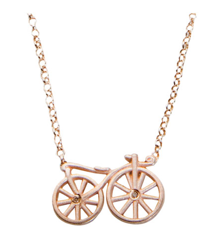 R$ 205,00. Junia Machado, Shopping Rio Sul, 2543-3361.<br> R$ 205,00. Junia Machado, Shopping Rio Sul, 2543-3361.<br>
