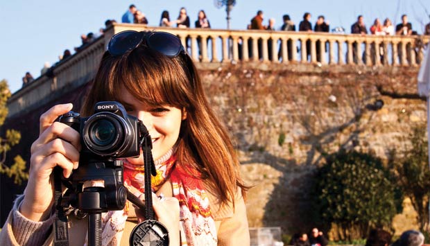 Adriana Miller ama viajar e conhecer novos lugares. Quando mudou-se para a Europa, criou um blog onde relata seus roteiros e experiências internacionais<br> Adriana Miller ama viajar e conhecer novos lugares. Quando mudou-se para a Europa, criou um blog onde relata seus roteiros e experiências internacionais<br>