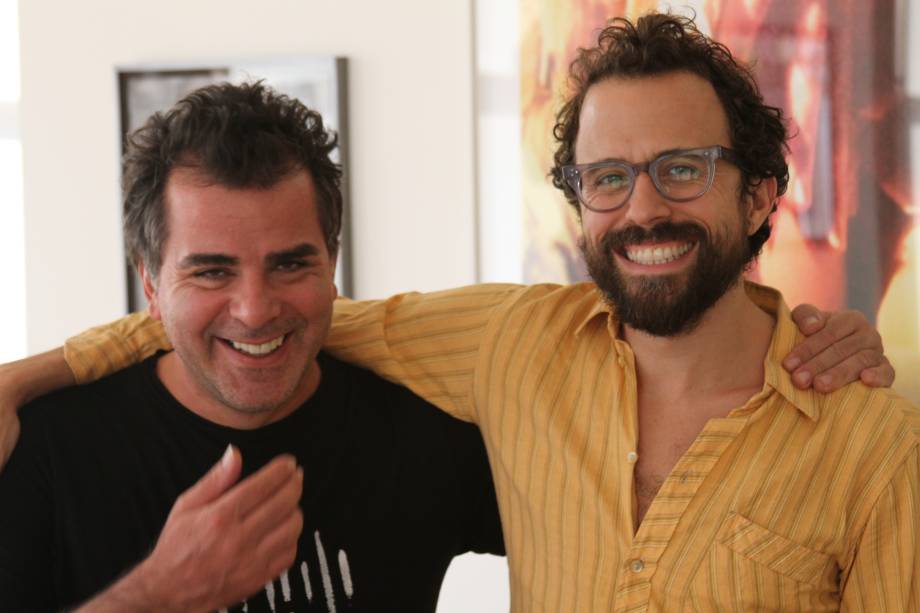 Antônio Villeroy e Jesse Harris se apresentam no Miranda