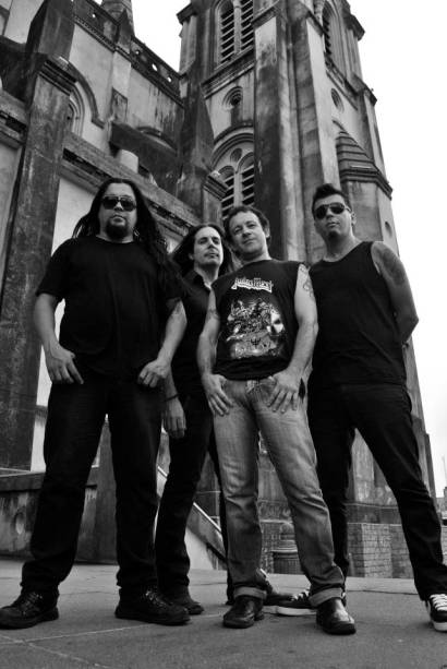 A banda Black Dog Brazil: clássicos do rock no Kult Kolector