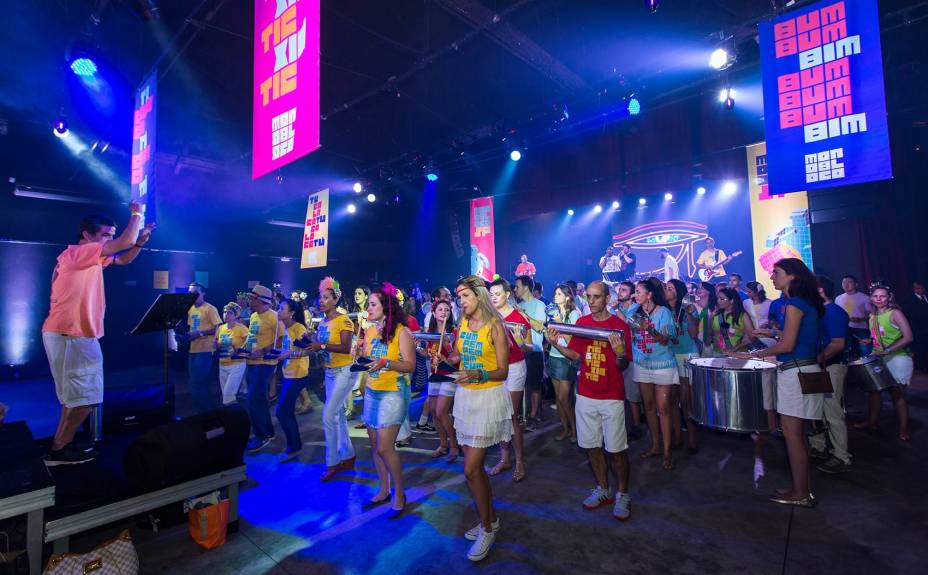 Monobloco: ressaca de Carnaval com Carrossel de Emoções e João Gabriel