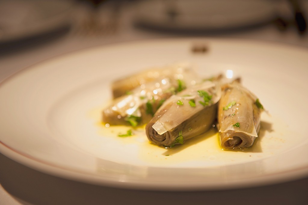 A nobre castraure, alcachofra de origem vêneta, protagoniza menu no Fasano Al Mare