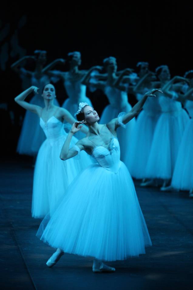 Giselle: clássico pelo Balé do Teatro Bolshoi