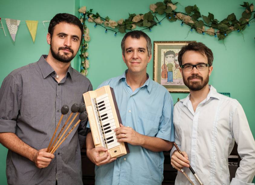 Libertrio: estreia no Castelinho
