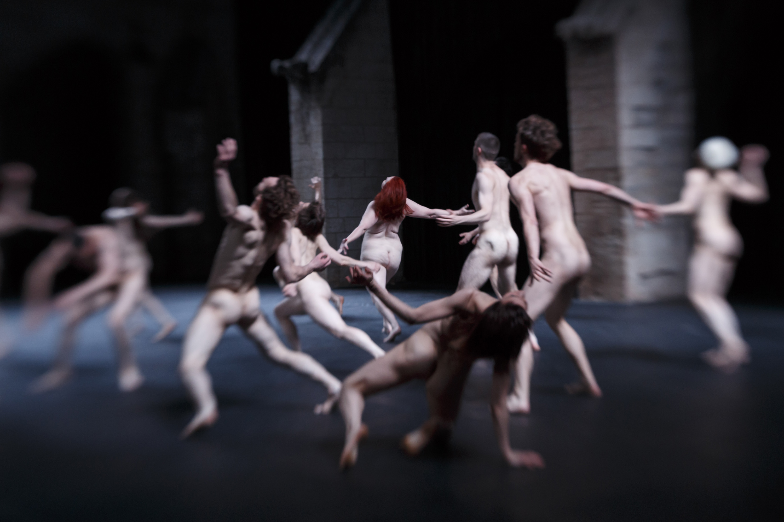 p_tragedie__olivier_dubois_0541_c_christophe_raynaud_de_lage__festival_davignon1.jpeg