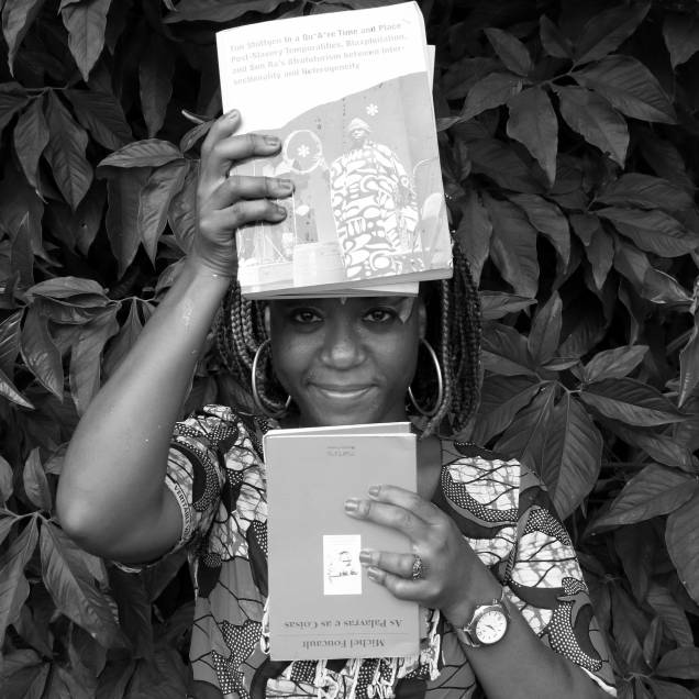 Nono projeto premiado pelo Prêmio CCBB, a instalação Leituras para Mover o Centro, da carioca Ana Hupe, destaca a literatura negra feminina