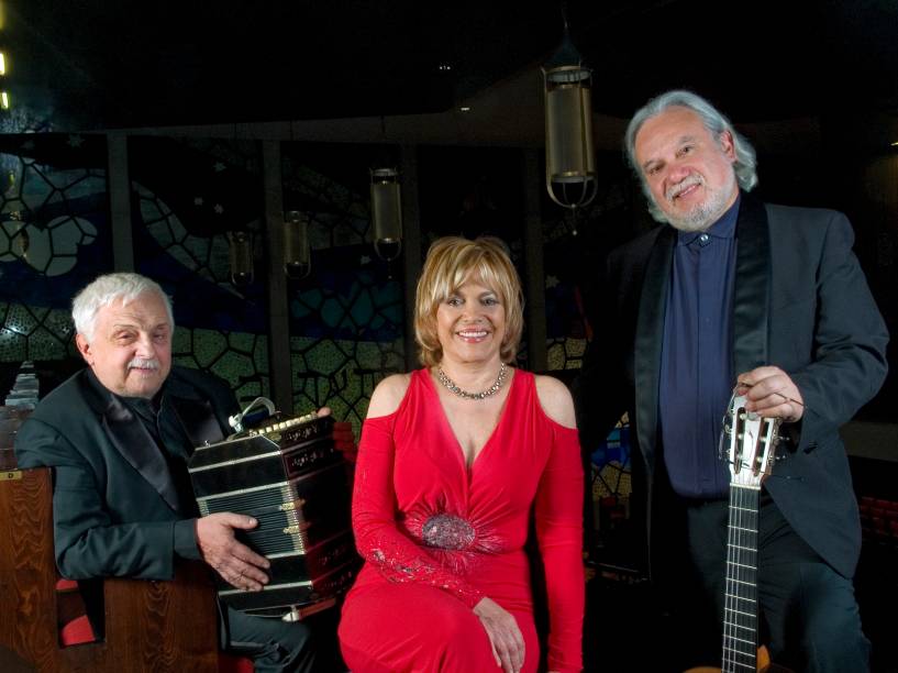 Daniel Binelli, Polly Ferman e Eduardo Isaac: caminhos do tango