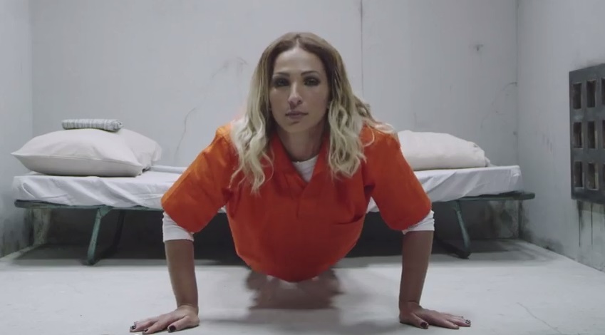 Exclusivo: Valesca Popozuda fatura 200 000 reais para divulgar a série americana Orange is The New Black, do Netflix. Assista ao clipe