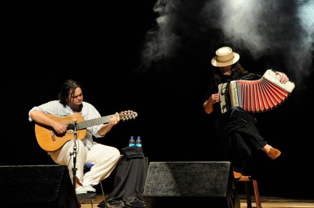 Yamandu e Borghetti: o hino do Rio Grande do Sul está no programa