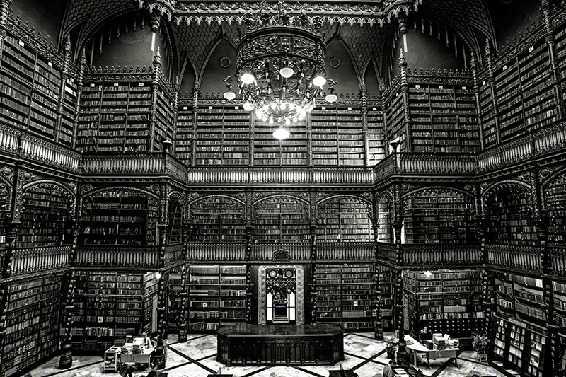 Biblioteca do Real Gabinete Português de Leitura, na Praça Tiradentes.