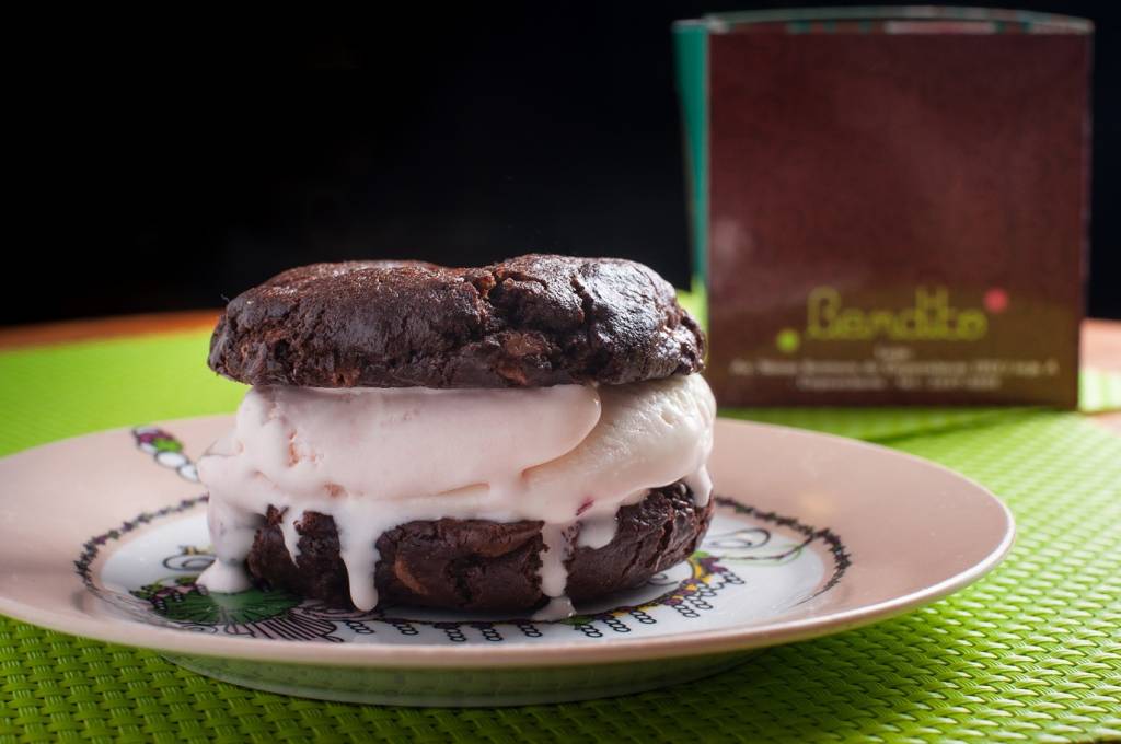 Sanduiche de cookie e sorvete:-Bendito Sanduiche de cookie e sorvete:-Bendito