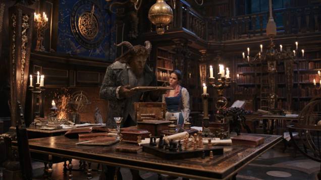 A Bela e a Fera: Dan Stevens e Emma Watson vivem os personagens-título A Bela e a Fera: Dan Stevens e Emma Watson vivem os personagens-título