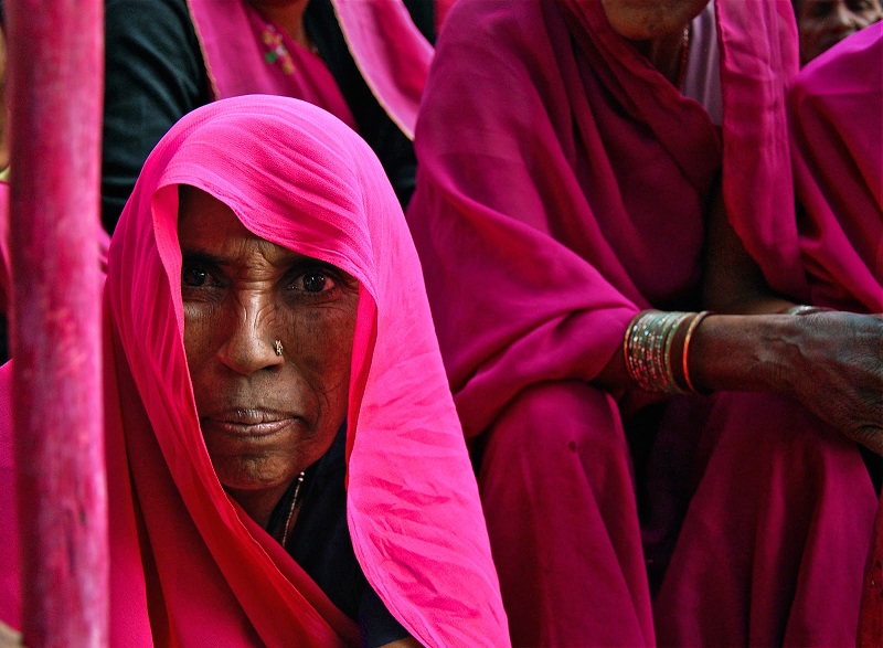 Gulabi Gang