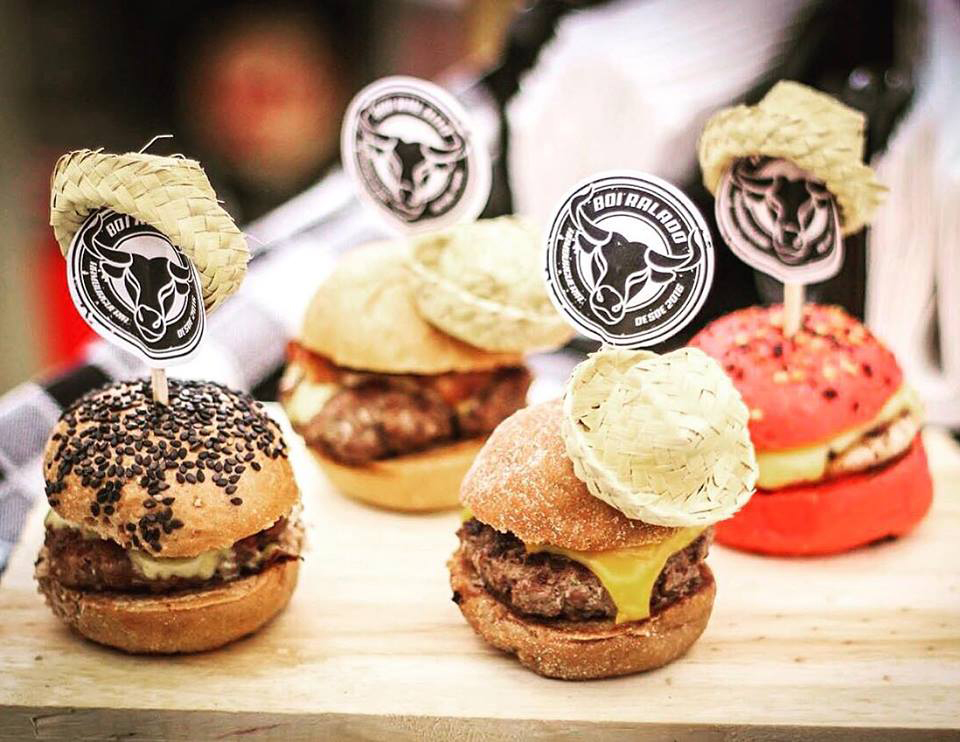 Duas dicas para os fãs da dupla hambúrguer e cerveja