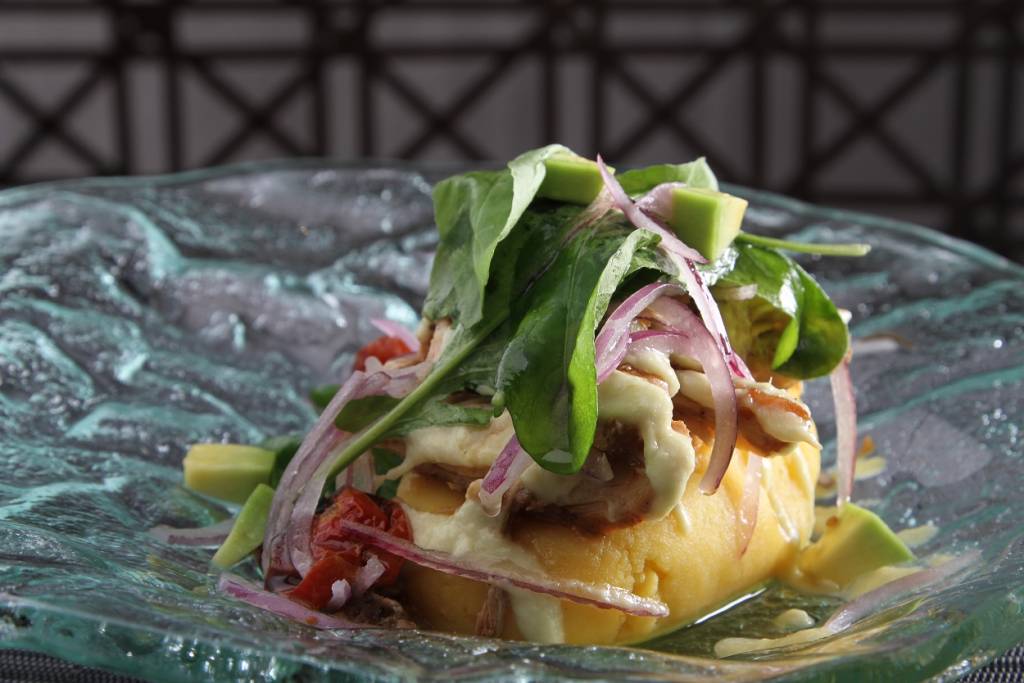 Causa de frango: Lima Restobar