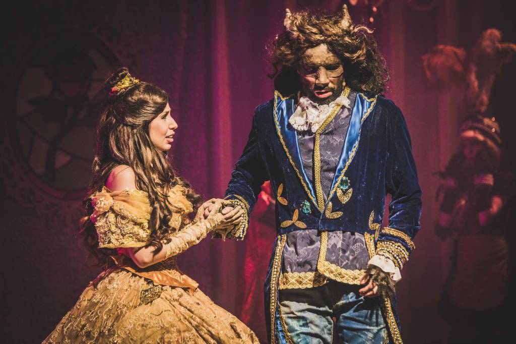 Teatro Vannucci recebe musical de A Bela e a Fera