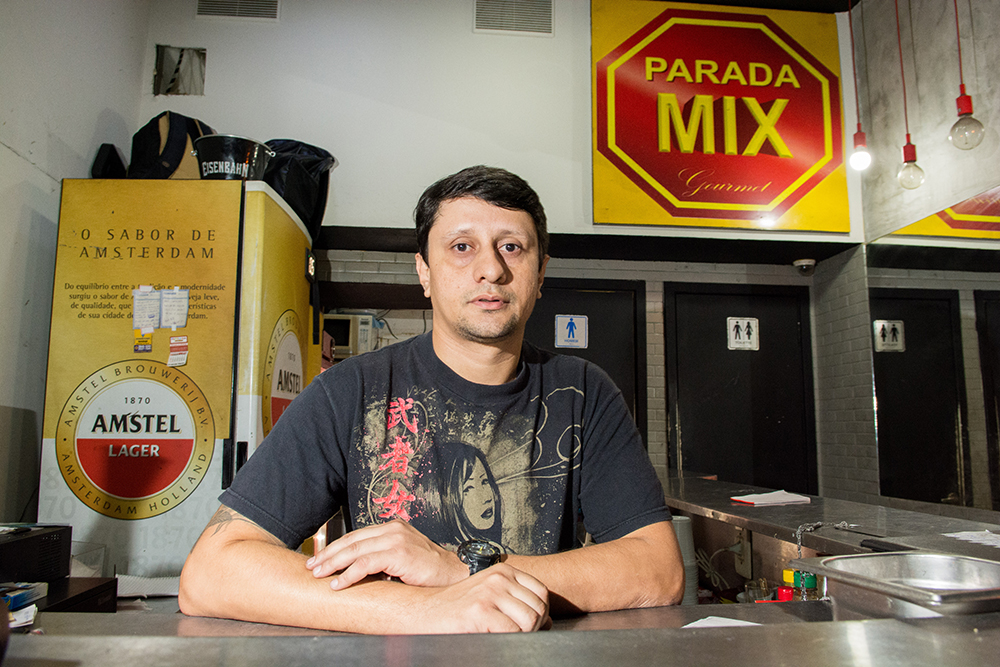 Tiago Samora, sócio-proprietário do bar Parada mix, no Baixo Botafogo