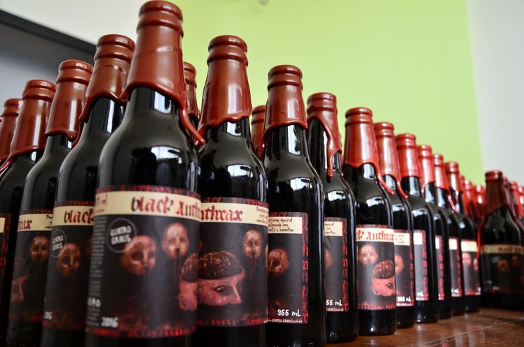 Cervejaria Quatro Graus lança nova extrema Imperial Stout