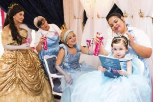 Lia Freitas Espaço Real – salão infantil, princesas