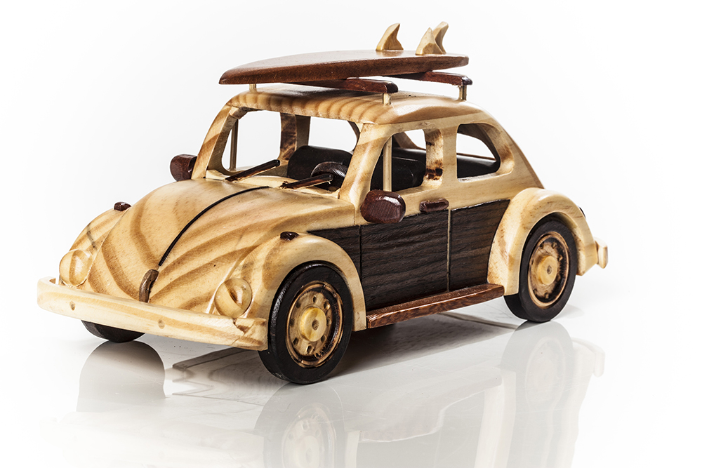 Réplicas de madeira famosas na cidade agora são vendidas online