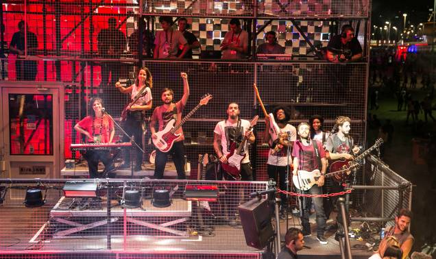 A banda de apoio: doze músicos entre 22 e 30 anos A banda de apoio: doze músicos entre 22 e 30 anos