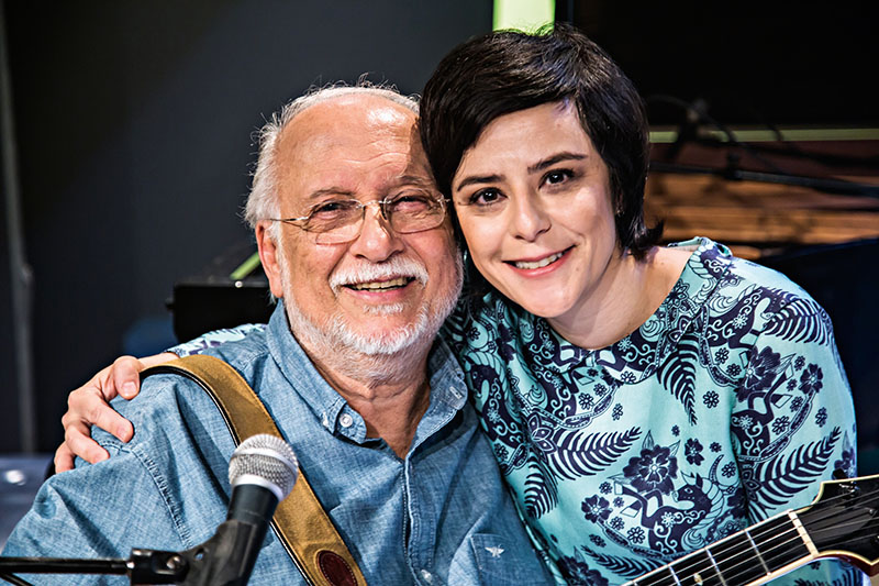 Roberto Menescal e Fernanda Takai Roberto Menescal e Fernanda Takai