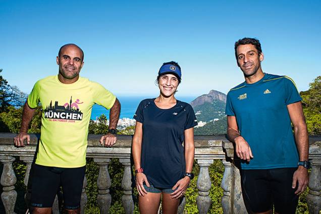 Os corredores Marcelo, Tatiana e Felipe: descanso entre os treinos