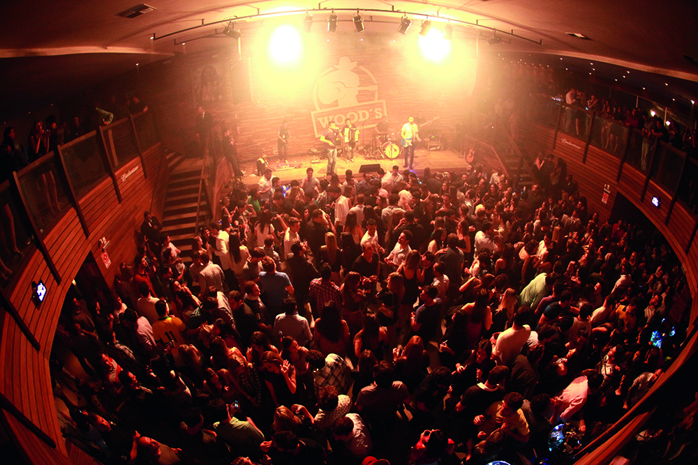 O salão da Wood’s, em Belo Horizonte.