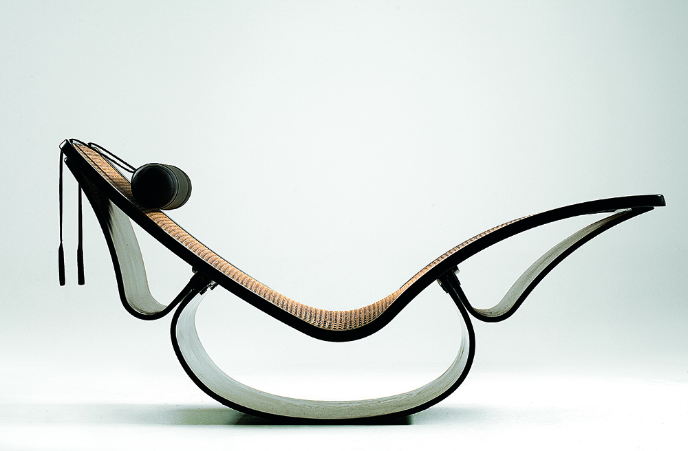 Livro reúne 384 móveis de renomados profissionais do setor