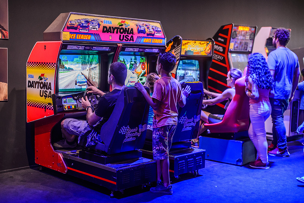Visitantes podem jogar 150 games em mostra no VillageMall