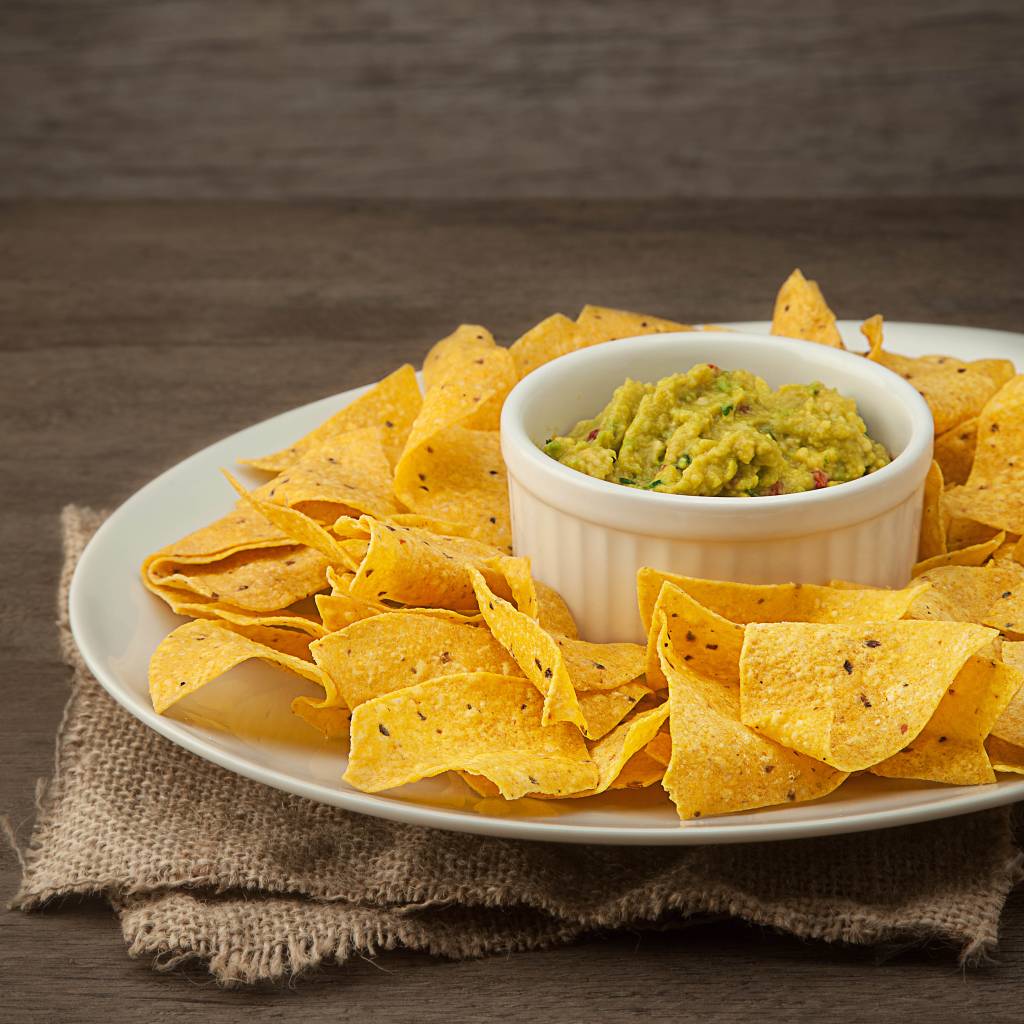 Porção de Nachos com Guacamole