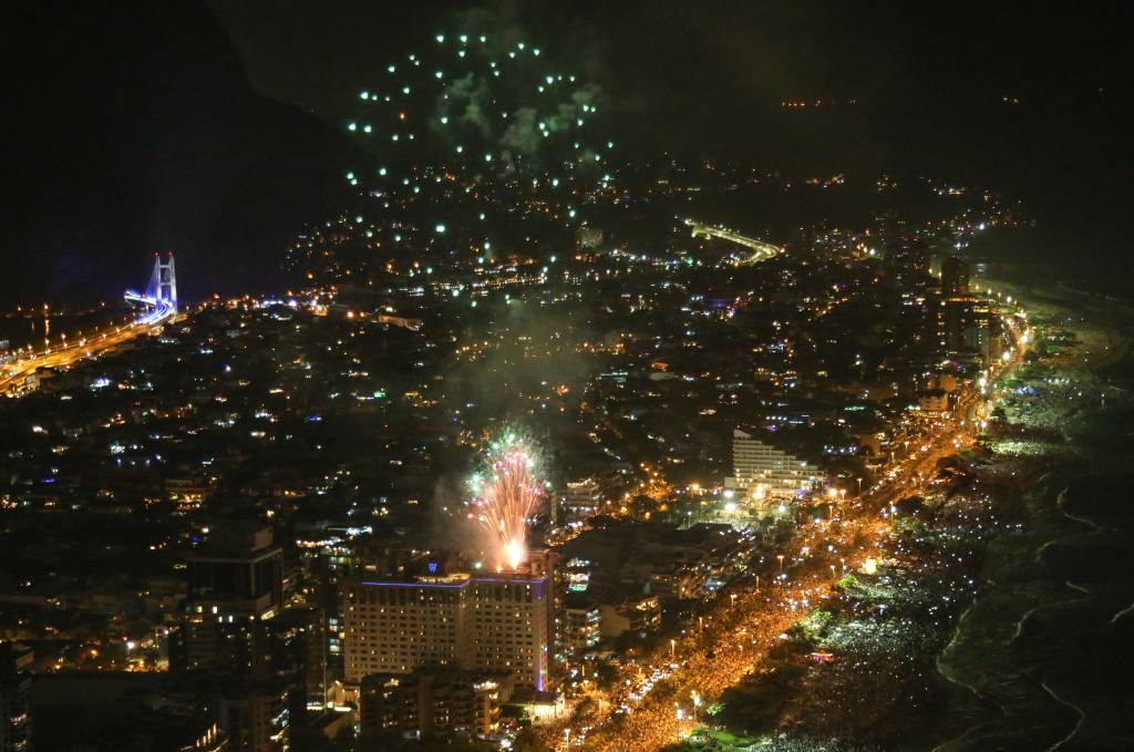 calendário de festas da virada de ano no Rio há uma década.
