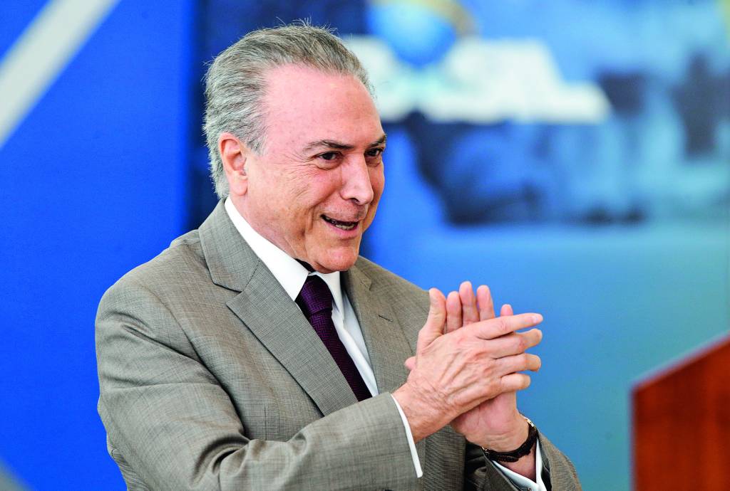 Cristiano Mariz_ACRVO ABRIL