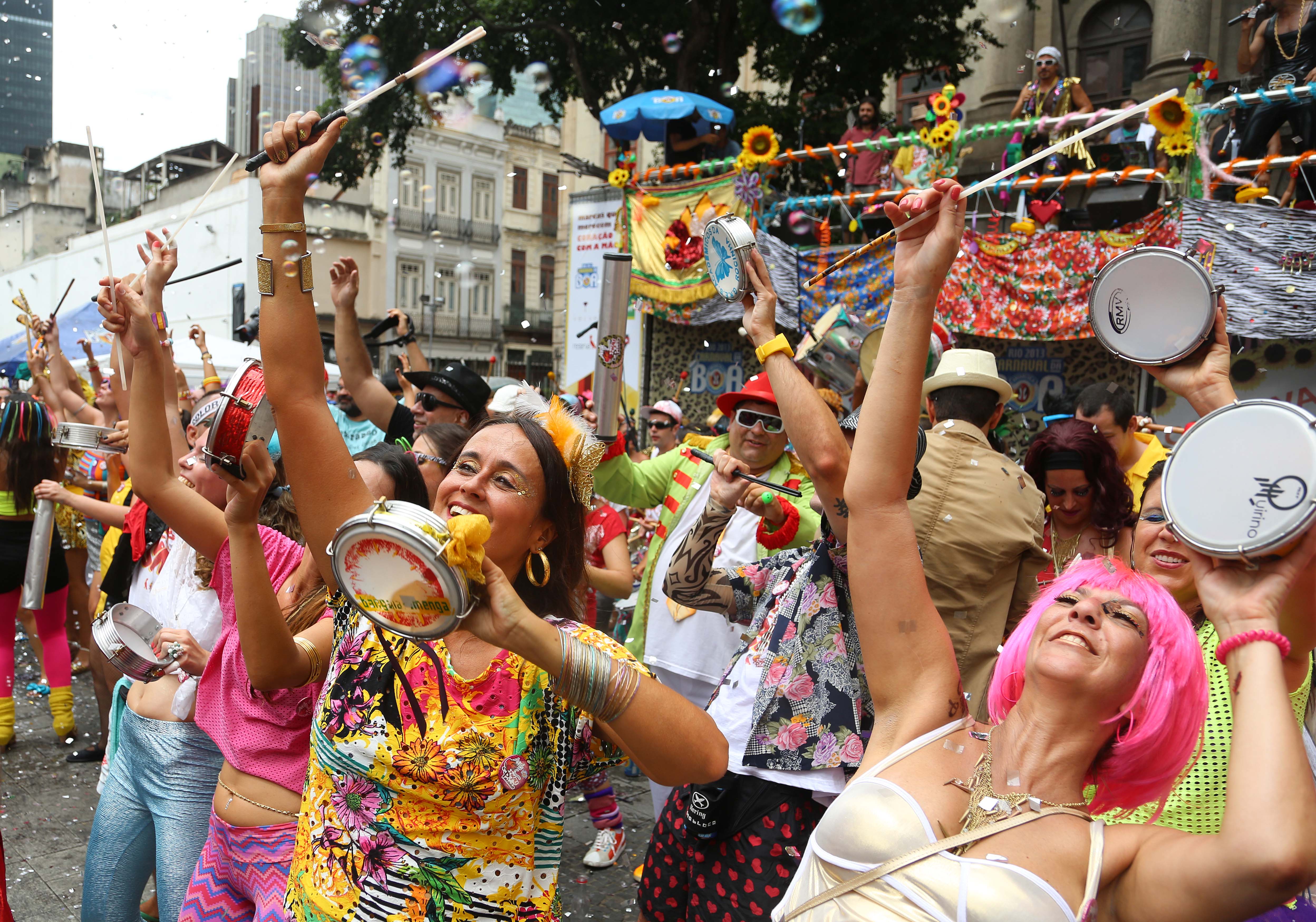 PrCarnaval Diversos Blocos Vo Desfilar No Fim De Semana VEJA RIO