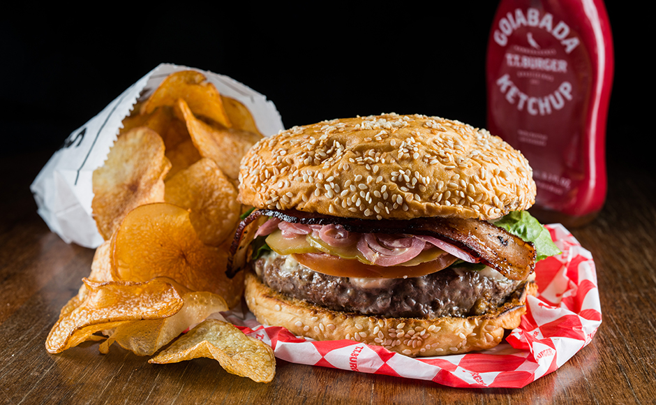 TT Burger: promoções oferecem cerveja e tubo de molho na compra de sanduíches