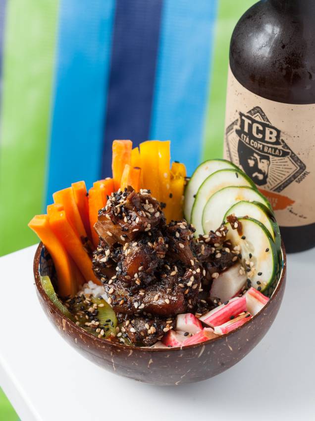 A versão de poke do Titú Cozinha Urbana do Mar A versão de poke do Titú Cozinha Urbana do Mar
