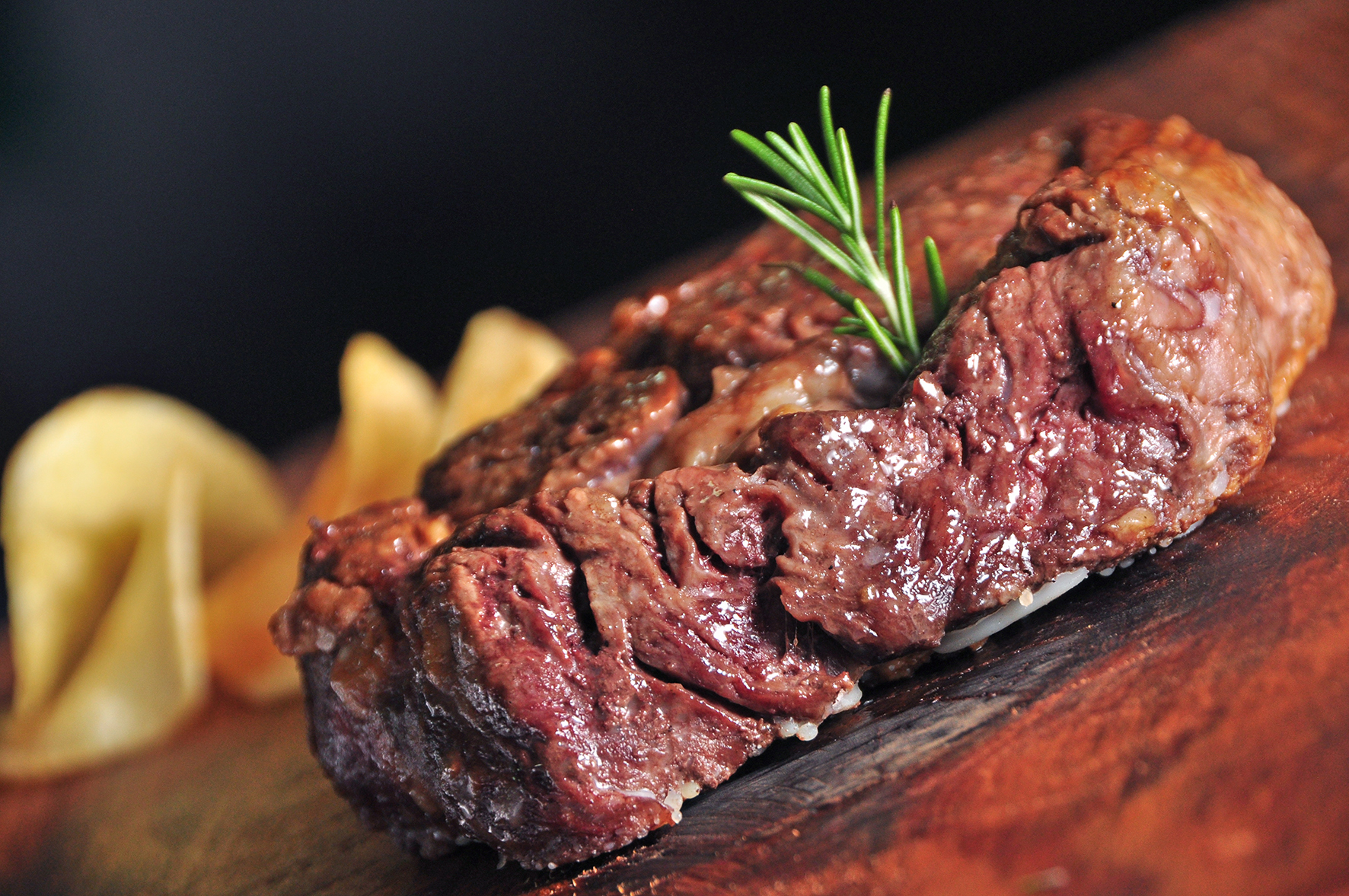 Restaurante Zinho Bier oferece menu de cortes de steaks premium | VEJA RIO