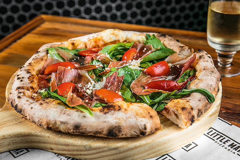 COMER & BEBER 2018/2019: Comidinhas – Pizza no balcão