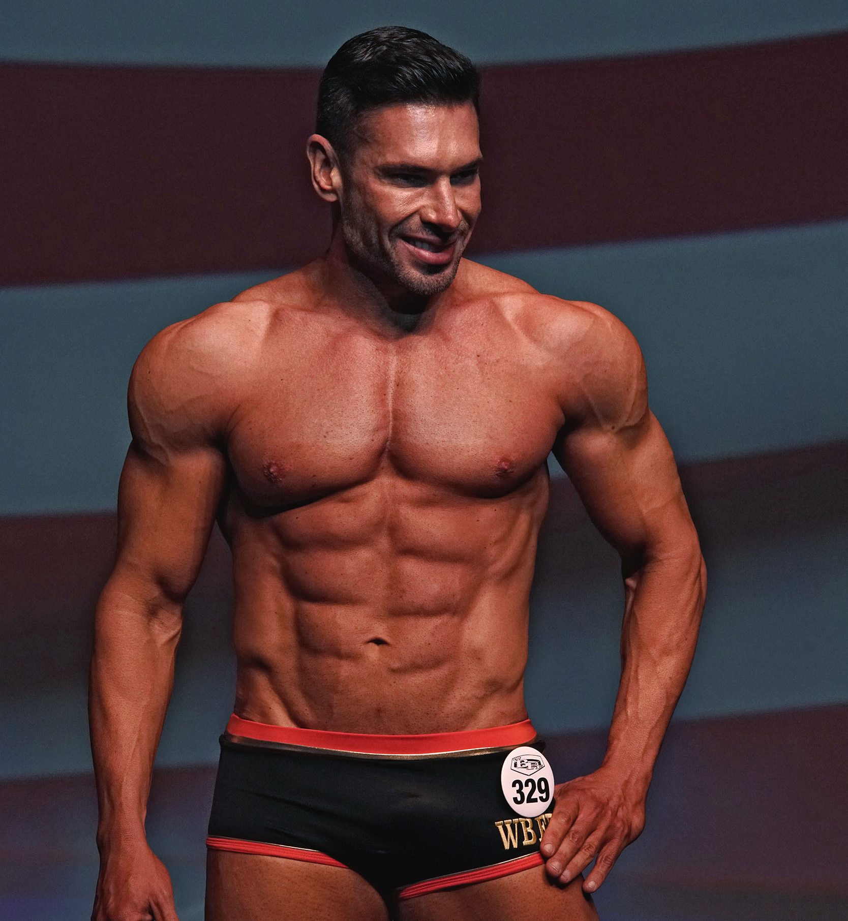 Ex gordinho é eleito, aos 40 anos, um dos corpos mais bonitos do mundo
