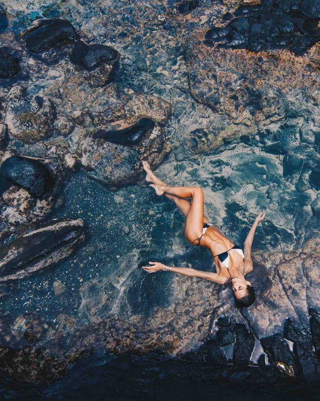 Izabel Goulart em Fernando de Noronha