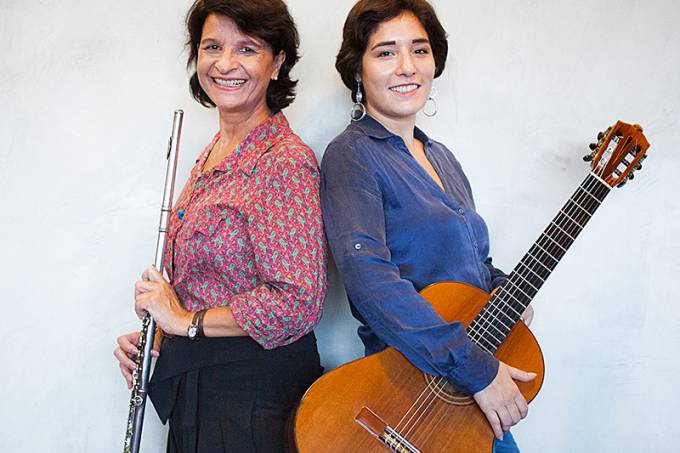 Andrea Ernest Dias e Elodie Bouny: duo de virtuoses na Casa do Choro