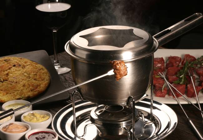 —Rosita Cafe-fondue de Carne2-Berg Silva —Rosita Cafe-fondue de Carne2-Berg Silva