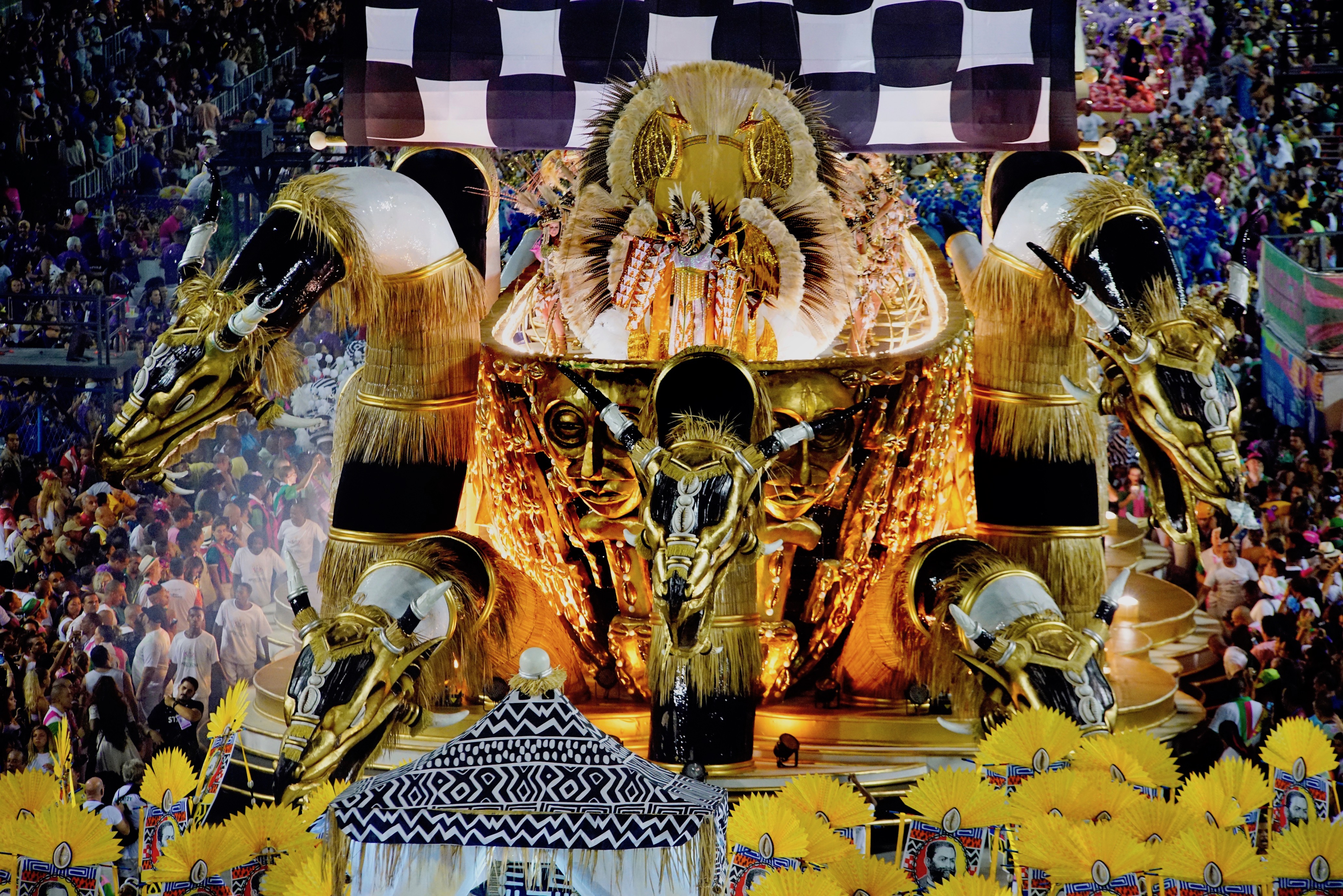 Carro Dragão do Mar – Mangueira – Foto Fernando Grilli