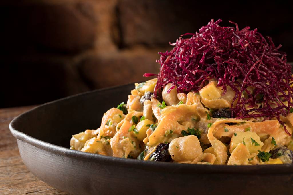 Após cinco meses fechado, vegetariano Naturalie Bistrô reabre em Botafogo