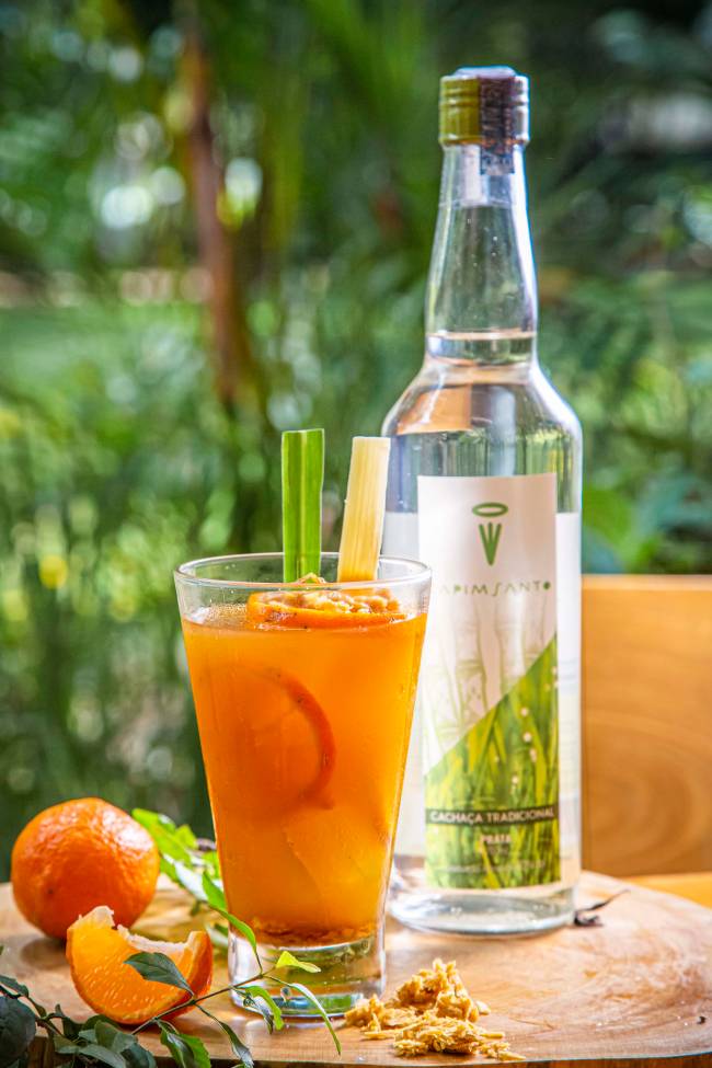 capim santo_drink brasileirinho para dia da cachaça_credito mario rodrigues capim santo_drink brasileirinho para dia da cachaça_credito mario rodrigues