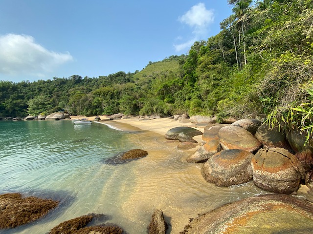 O Saco da Velha, primeira parada do passeio, logo na entrada do Saco