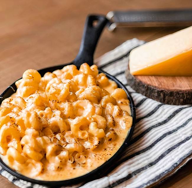 Manda – Mac n Cheese R35,20 Manda – Mac n Cheese R35,20