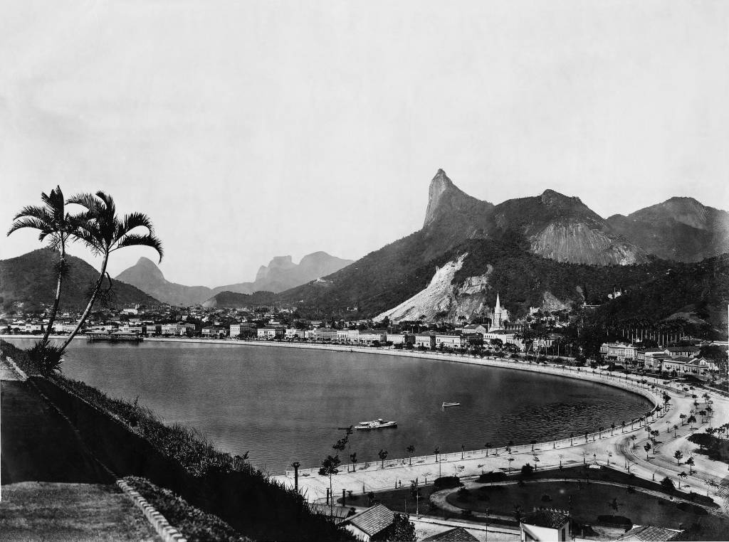 28_Enseada de Botafogo tomada a partir do Morro da Viúva_Crédito C. Armeilla 28_Enseada de Botafogo tomada a partir do Morro da Viúva_Crédito C. Armeilla