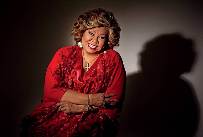 Alcione, cantora. Alcione